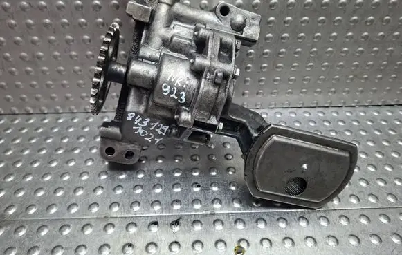 Citroen C5 Oil pump S27635923 9644350880