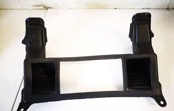 Cabin air duct channel