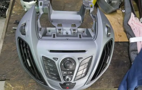 Ford B-MAX Head unit multimedia control 