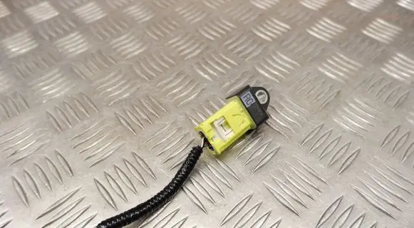 Toyota Highlander XU70 Airbag deployment crash/impact sensor 898310E160