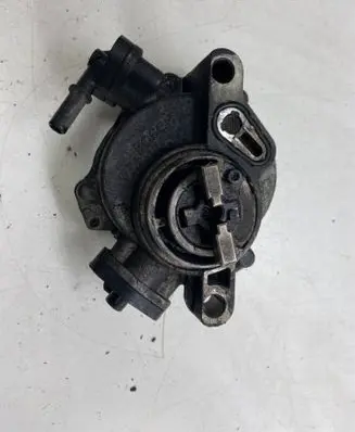 Peugeot 508 Vacuum pump
