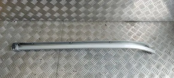Chrysler Grand Voyager V Sliding door bottom rail EPDM51