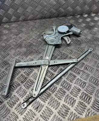 Mitsubishi Outlander Front door window regulator with motor 5713A384