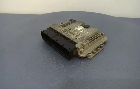 Fiat Bravo Engine control unit/module ECU 51828270