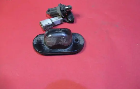 Mazda 626 Number plate light 0087021