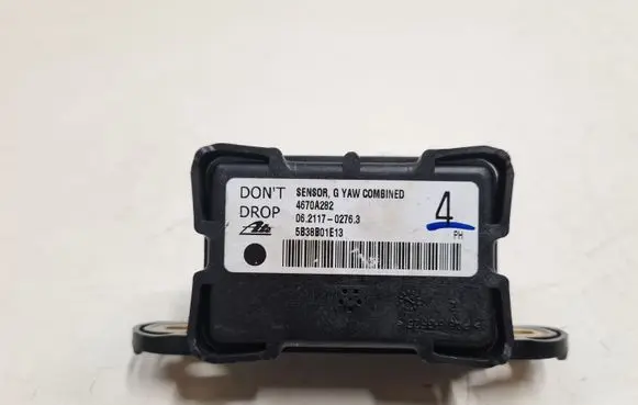 Mitsubishi Outlander ESP acceleration yaw rate sensor 4670A282 5B38B01E13 06211702763
