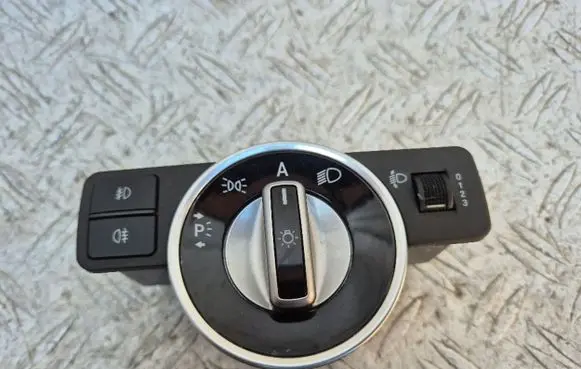 Mercedes-Benz C W204 Light switch A2049058002