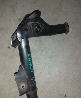 Renault Kangoo II Engine coolant pipe/hose