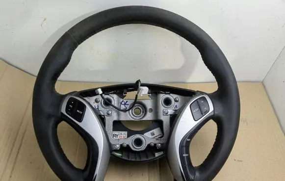 Hyundai Elantra Steering wheel