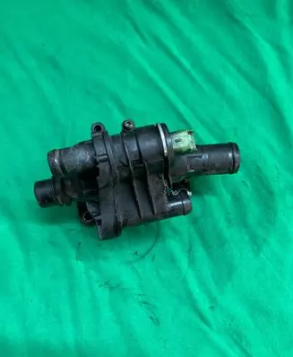 Peugeot 407 Engine coolant pipe/hose 9647767180