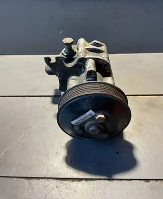 BMW X5 E70 Power steering pump 32427516620