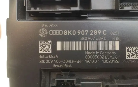 Audi A4 S4 B8 8K Comfort/convenience module 8K0907289C