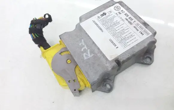 Skoda Octavia Mk2 (1Z) Airbag control unit/module 1K0909605T