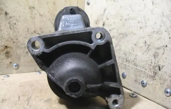 Renault Master II Starter motor 19D20031 D7R53