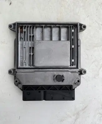 KIA Ceed Engine control unit/module 3911028520