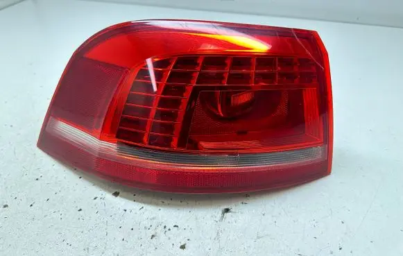 Volkswagen Passat Alltrack Rear/tail lights 3AF945207B 2SK01074601