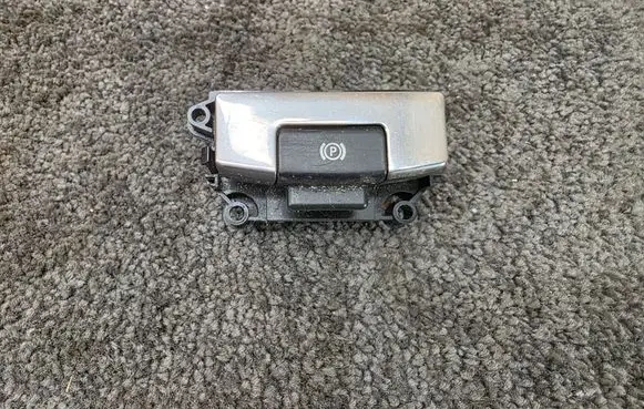 Land Rover Range Rover Sport L494 Hand parking brake switch CPLA2B623AC 10093317 10505140630300