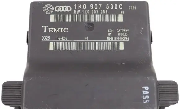 Volkswagen Touran I Gateway control module 1K0907530C 1K0907951