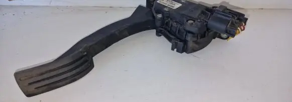 Ford Fusion Accelerator throttle pedal 2S619F836BA 6PV00856701 1030