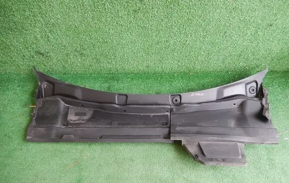 Jaguar E-Pace Wiper trim