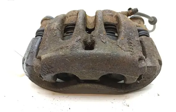Mercedes-Benz Vito Viano W447 Front brake caliper