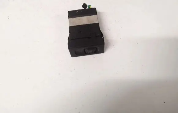 Volkswagen PASSAT B5 Seat heating switch 3b0963563c