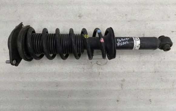 Subaru Outback (BS) Rear shock absorber/damper