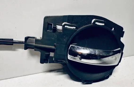 Citroen C3 Front door lock (next to the handle) 