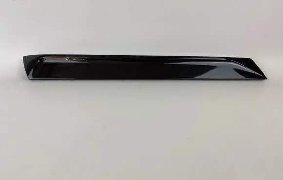 Audi Q7 4M Tailgate trim 4M0854872