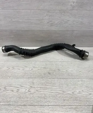 BMW X1 E84 Intercooler hose/pipe 4724502 58300015 446291601