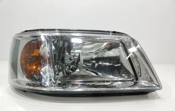 Volkswagen Multivan T5 Headlight/headlamp 7H1941016J