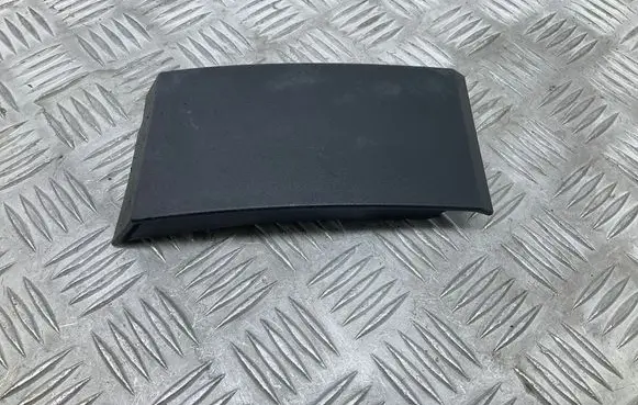 Skoda Karoq Fender end trim 575853071A