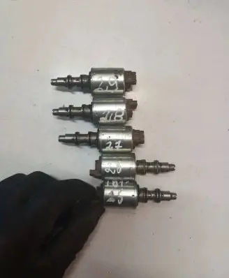 Volvo XC90 Turbo solenoid valve 22100220