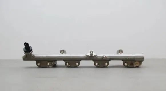 BMW X1 F48 F49 Fuel main line pipe 7639979