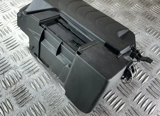 Mercedes-Benz GLA W156 X156 Battery box tray cover/lid A2465400182 2465400182