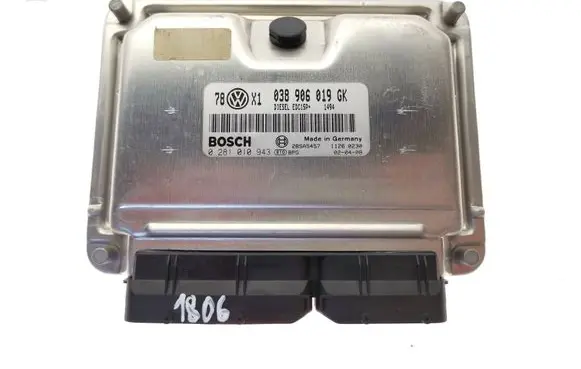 Volkswagen PASSAT B5.5 Engine control unit/module 038906019GK 0281010943