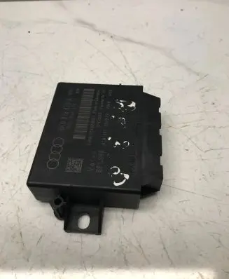 Audi A5 8T 8F Parking PDC control unit/module 8K0919475A 07533229