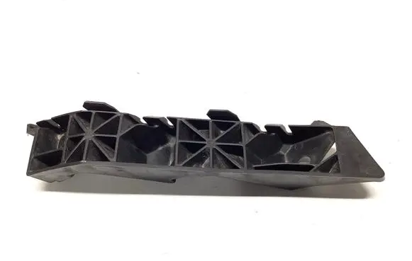 Front bumper mounting bracket