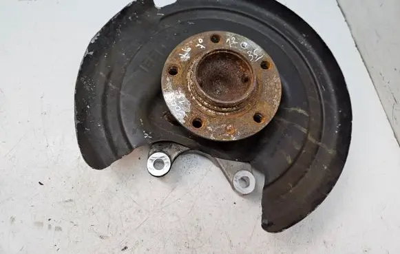 Peugeot 3008 II Rear wheel hub