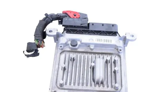 Mercedes-Benz CLS C218 X218 Engine control unit/module A6519007500 A0064461540