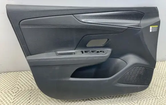 Opel Mokka B Front door card panel trim