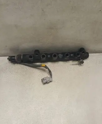 Toyota RAV 4 (XA20) Fuel main line pipe 515A0103