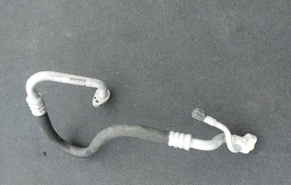BMW 1 E81 E87 Air conditioning (A/C) pipe/hose 9209741