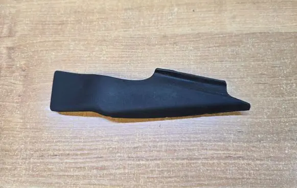 Volvo XC90 Fender end trim 8662736