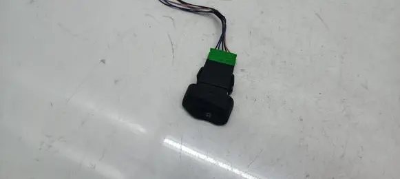 Renault Scenic I Central locking switch button 841242B