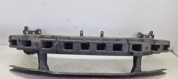Volkswagen PASSAT B6 Front bumper cross member