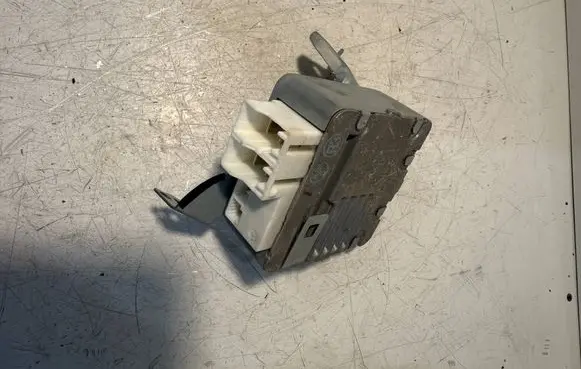 Toyota Prius (NHW20) Power steering control unit/module 8965047101 1129000920