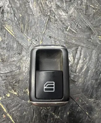 Mercedes-Benz C W204 Electric window control switch A2048707358 10034661 03139101