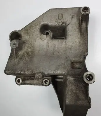 BMW 5 E39 A/C compressor mount bracket 17407259