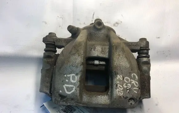 Honda CR-V Front brake caliper